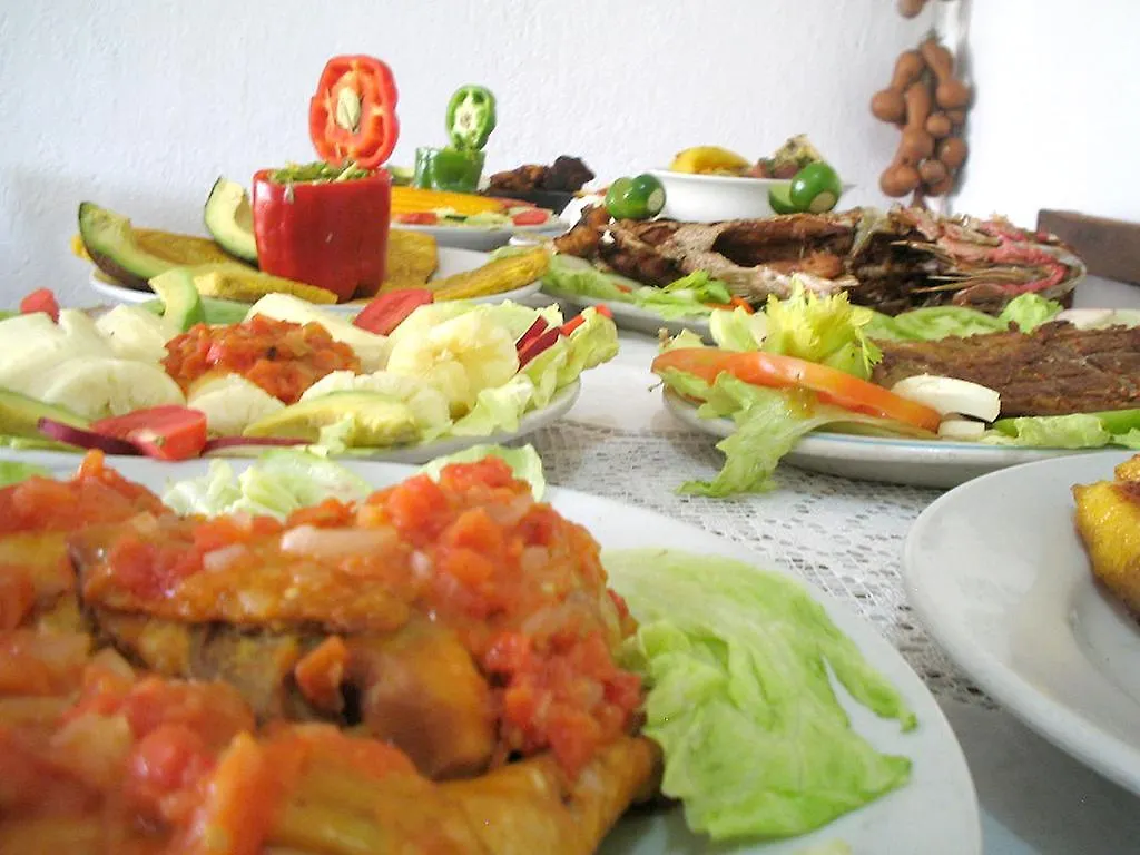 Hotel Casa Vieja Santa Marta